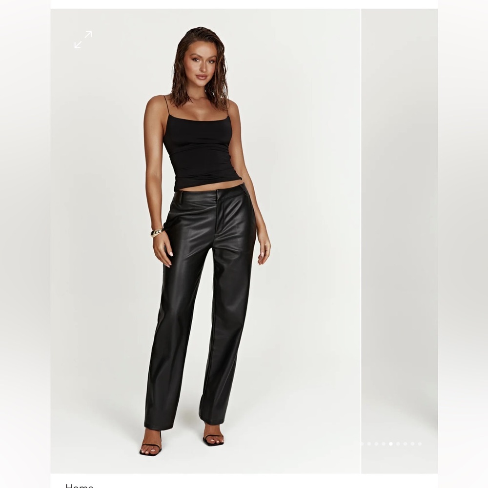 MESHKI MATILDA
Slouchy Low Rise Faux Leather Pant - Black